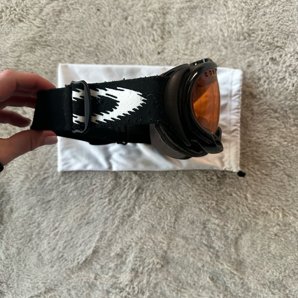 Oakley USA E-Brake Prizm Snow Goggles Lenses for Ski 
/Snowboarding - Picture 5 of 5
